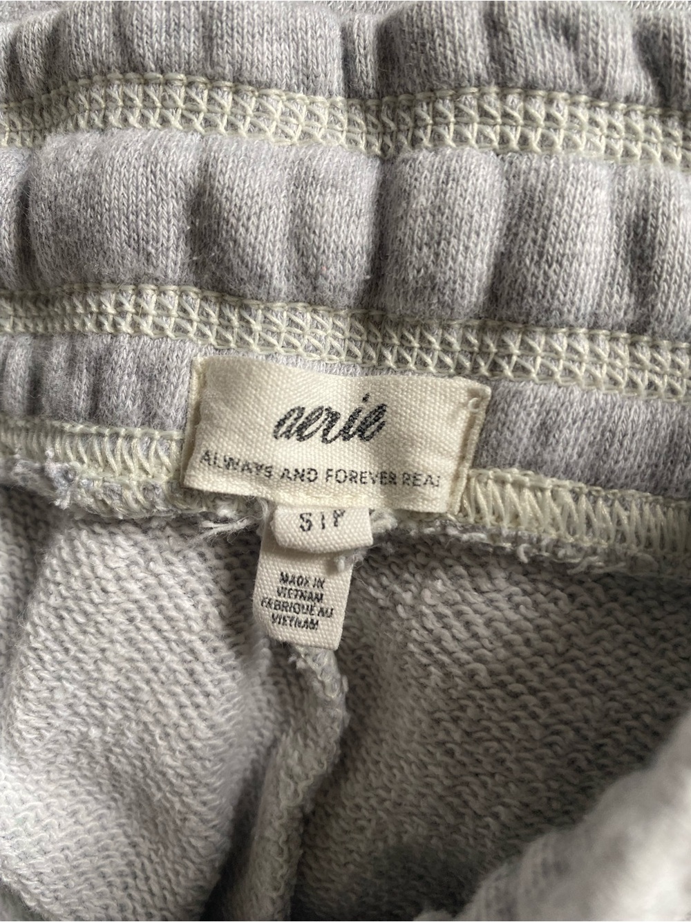 aerie Light Gray Cozy Sweatpants - Picture 3 of 3